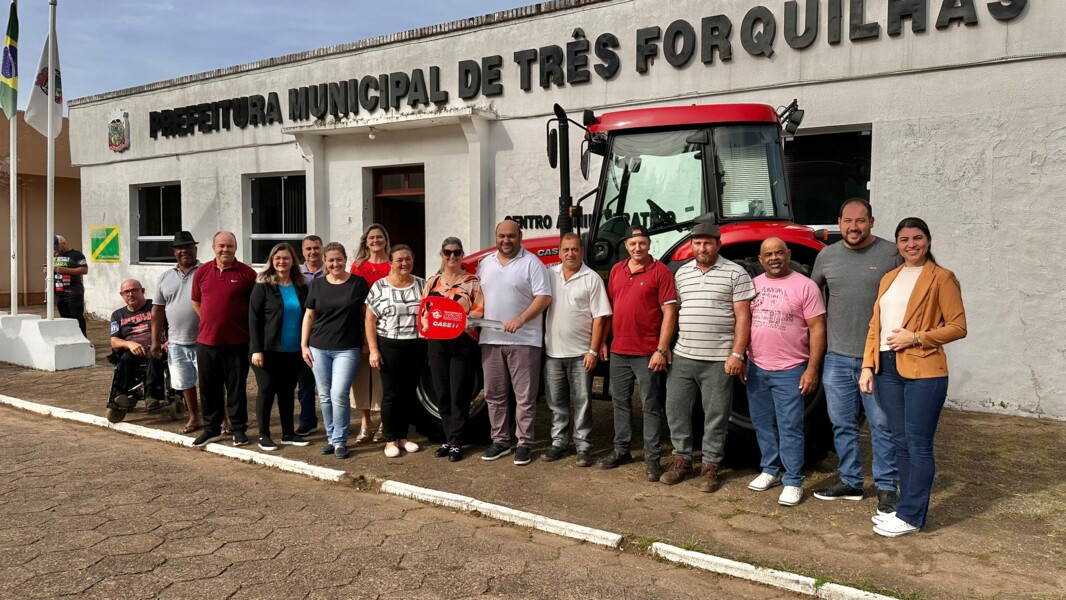 nova-aquisicao-para-o-municipio-trator-agricola